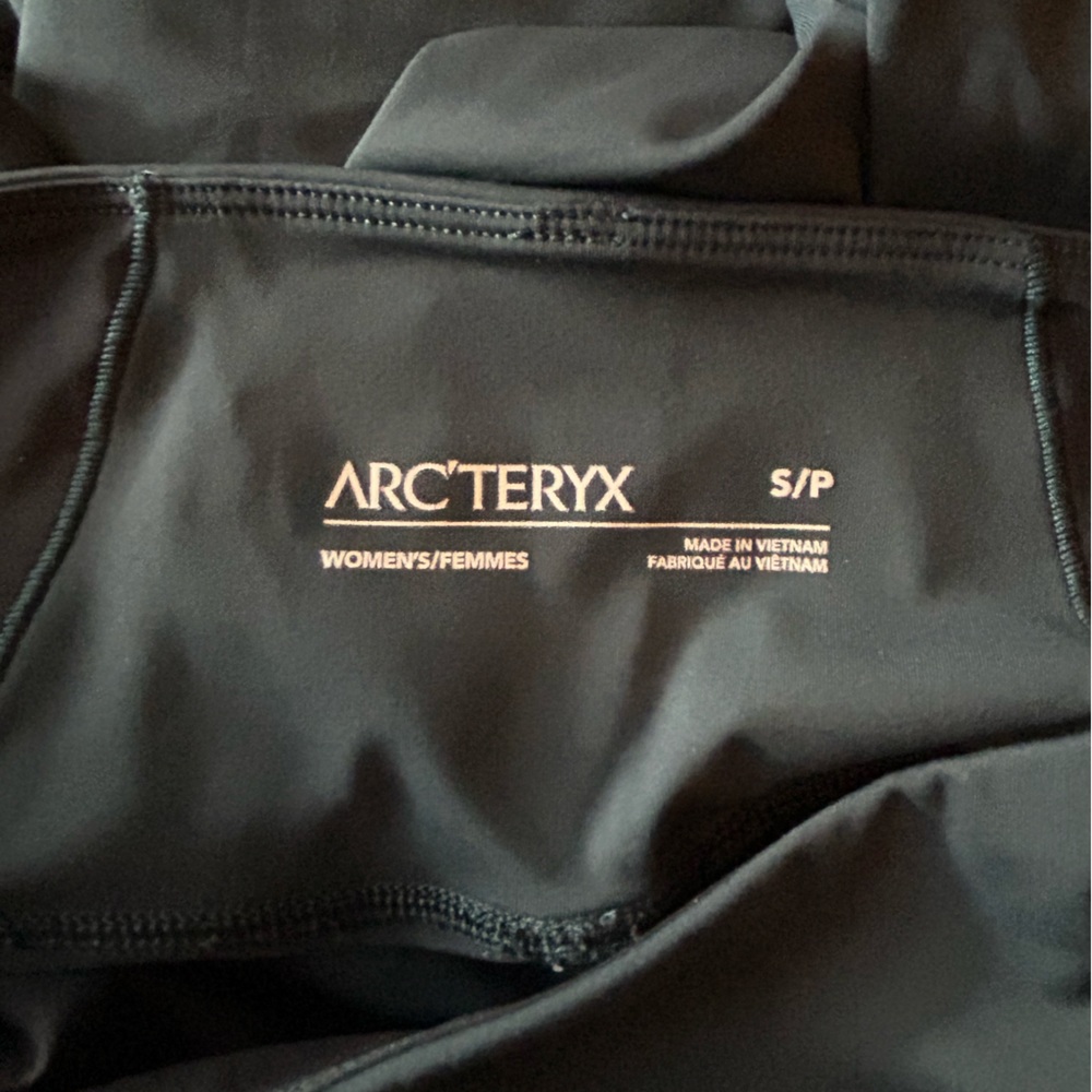 Arc’teryx Oriel Leggings, Size Small, Dark Green